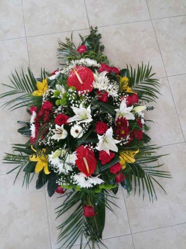 Ествени екибани